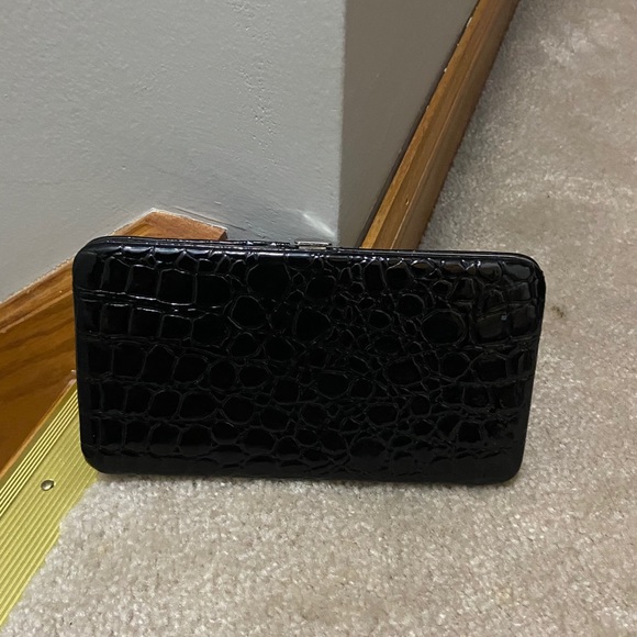 Slim Wallet - Picture 1 of 3